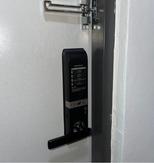 Khóa điện tử thẻ từ Sync SM-1000K 4 z3856250508542 586e44dd531c038199416dd50b0c3c2f